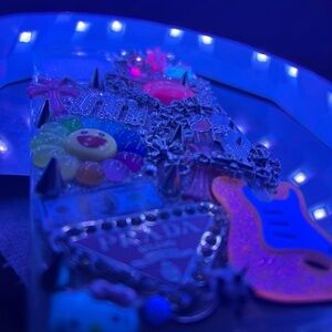 Designer Multicolor iPhone 14 junk case